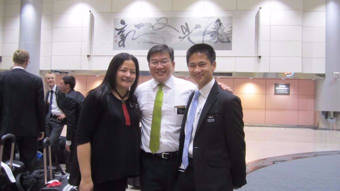 戴會長夫婦與郭長老 Pres. and Sis. Teh with Elder Kwok
